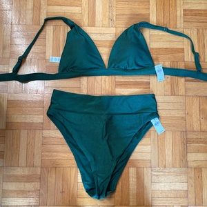 Aerie ribbed shine bikini in the colour dark algae. Size large. New with tags.